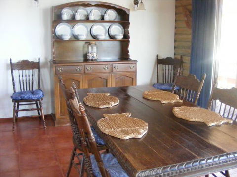 Ironstone Cottage - Accommodation QLD 2