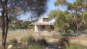 Broken Gum Country Retreat - Accommodation QLD 0