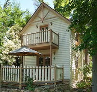 Aldgate Creek Cottage Bed and Breakfast - Accommodation QLD