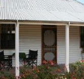 Davidson Cottage on Petticoat Lane - Accommodation QLD