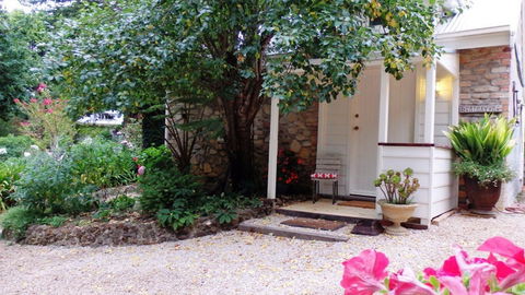 Harcourt Elms Bed And Breakfast - Accommodation QLD 0