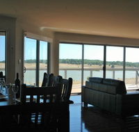 Parrydyse Clayton Bay - Accommodation QLD