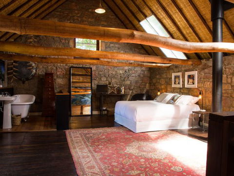 Farm Pod At Twamley Farm - Accommodation QLD 3