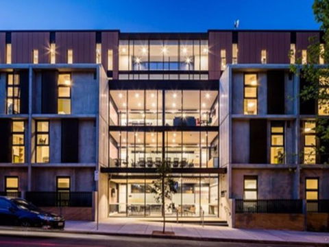 Abercombie Student Accommodation (Summer) - Accommodation QLD 1