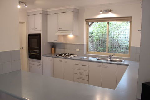 Adelaide Serviced Accommodation - Childers House - Accommodation QLD 3