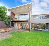 Akama Vista - Couple's retreat - Accommodation QLD