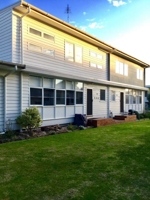 Alice's Palace Ocean Grove - Accommodation QLD 4