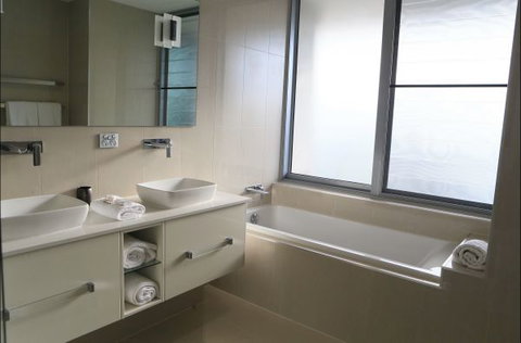 Aqua Aqua Luxury Penthouses - Accommodation QLD 7