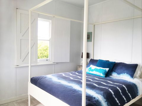 Aurora Beachfront Cottage - Accommodation QLD 2