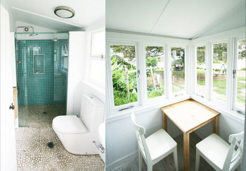 Aurora Beachfront Cottage - Accommodation QLD 5