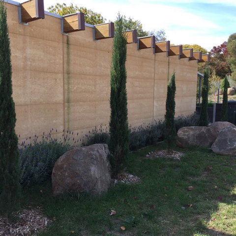 Ballaratprimavera - Accommodation QLD 1