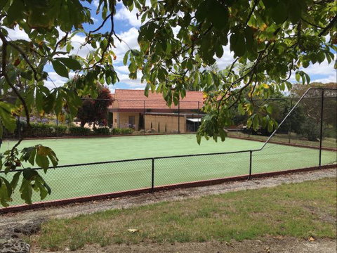 Ballaratprimavera - Accommodation QLD 9