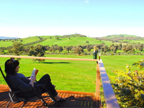 Winton Bethal Accommodation Unit - Accommodation QLD 1