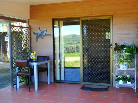 Winton Bethal Accommodation Unit - Accommodation QLD 4