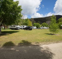 Bright Freeburgh Caravan Park - Accommodation QLD