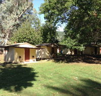 Bright Cabin  Caravan Park - Accommodation QLD