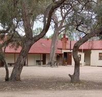 Chowilla Station Shearer's Quarters Accommodation - Accommodation QLD