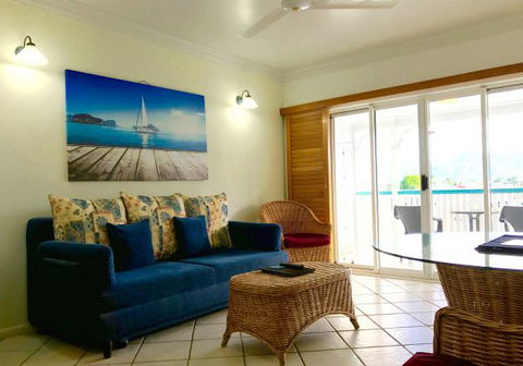 City Terraces - Holiday Apartments - Accommodation QLD 2