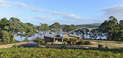 Cloudy Bay Lagoon Estate - Accommodation QLD 1