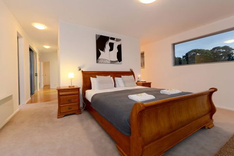 Cloudy Bay Lagoon Estate - Accommodation QLD 9