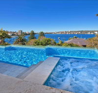 Deep Blue - Accommodation QLD