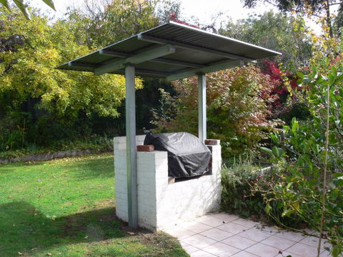 Fairbank House - Accommodation QLD 9