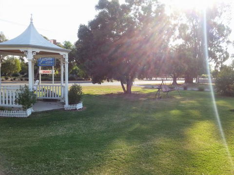 Gazebo Motor Inn - Accommodation QLD 4