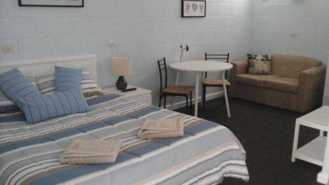 Gazebo Motor Inn - Accommodation QLD 3