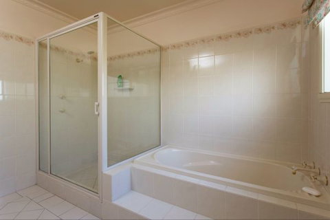 Hamer House - Accommodation QLD 4