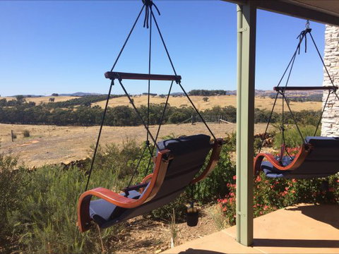 Heathcote Views Bed & Breakfast - Accommodation QLD 1