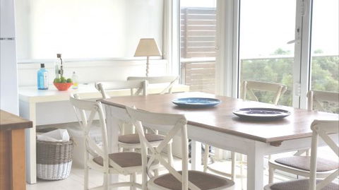 Headlands Beach House - Accommodation QLD 4