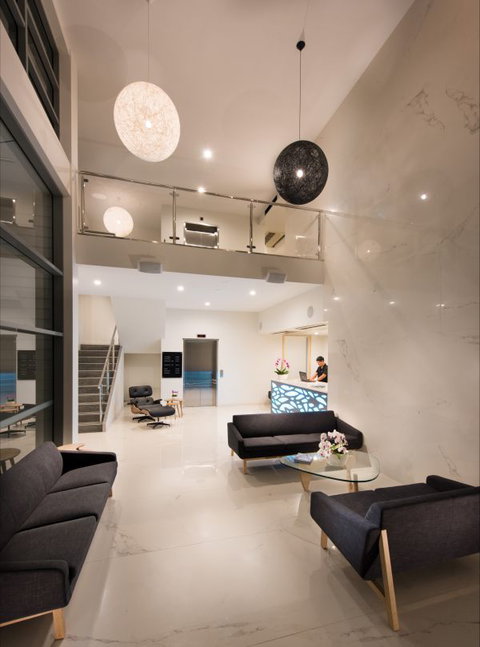 Heart Hotel And Gallery Whitsundays - Accommodation QLD 2
