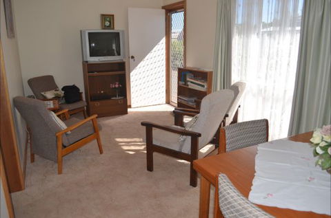 Hillview - Accommodation QLD 3
