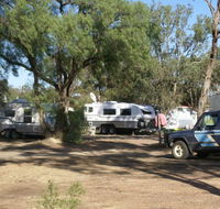 Inglewood Motel and Caravan Park - Accommodation QLD
