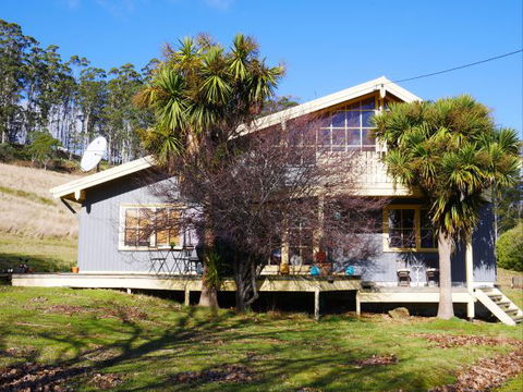 La Perrie Chalet Bed And Breakfast - Accommodation QLD 6