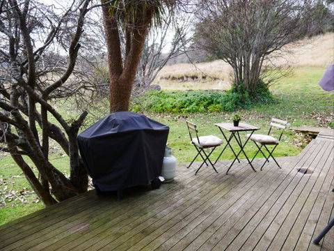 La Perrie Chalet Bed And Breakfast - Accommodation QLD 9