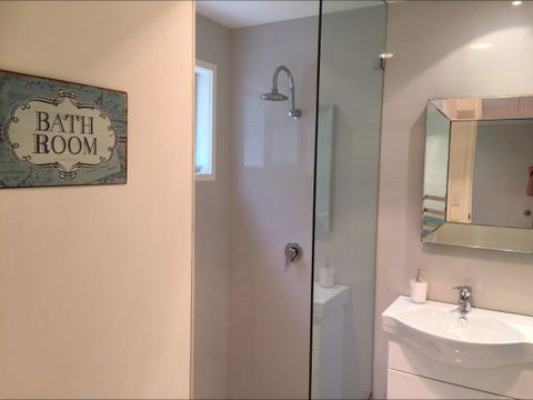 Lake View Elizabeth Beach - Accommodation QLD 8