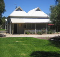Naracoorte  Showgrounds Cottage - Accommodation QLD