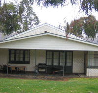 Naracoorte Cottages  Pinkerton Hill - Accommodation QLD