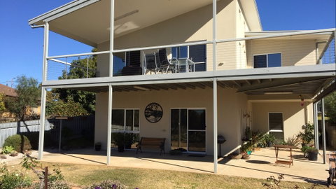 Lyreen's Apartment Bed And Breakfast - Accommodation QLD 0