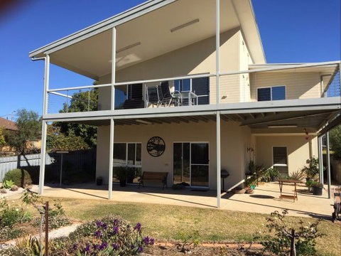 Lyreen's Apartment Bed And Breakfast - Accommodation QLD 1