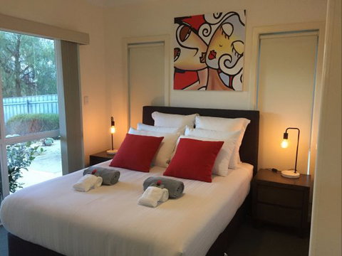 Lyreen's Apartment Bed And Breakfast - Accommodation QLD 2