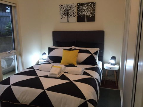Lyreen's Apartment Bed And Breakfast - Accommodation QLD 3