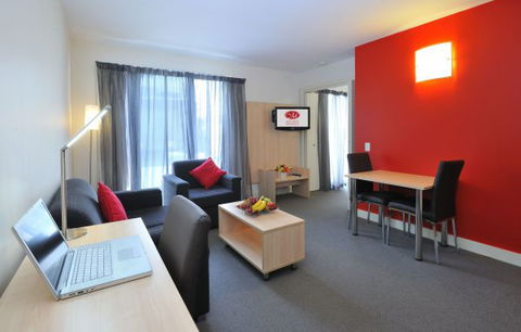 Metro Apartments On Bank Place - Accommodation QLD 0