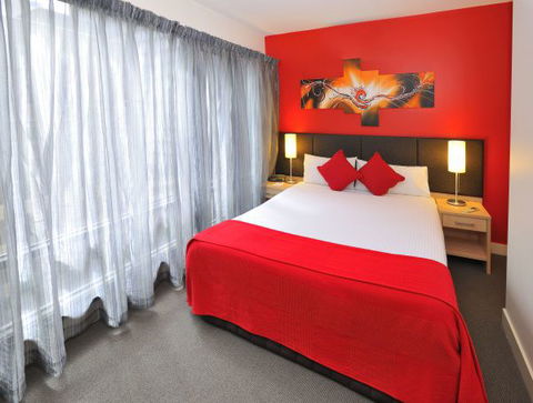 Metro Apartments On Bank Place - Accommodation QLD 1