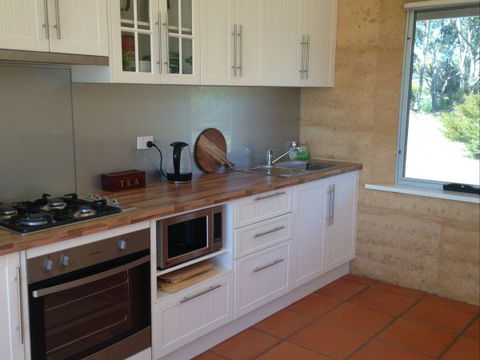 Muntiri Lodge Eco Retreat - Accommodation QLD 4