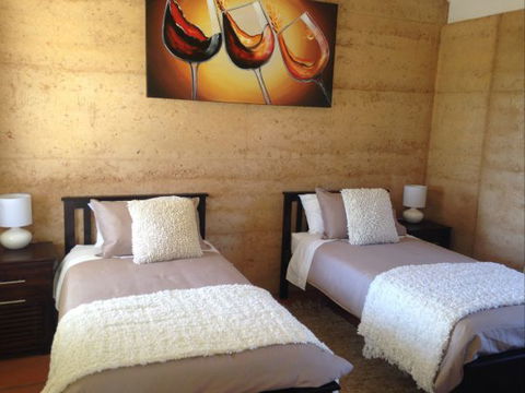 Muntiri Lodge Eco Retreat - Accommodation QLD 6