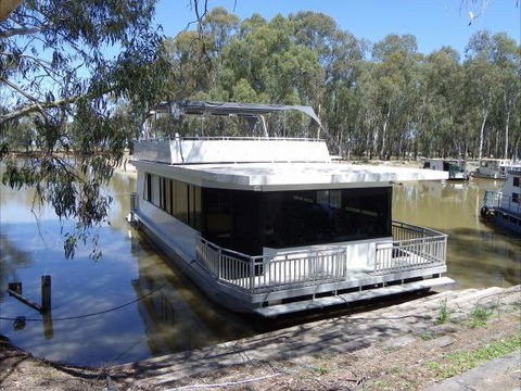 Murray Downs Marina Houseboats - Accommodation QLD 1