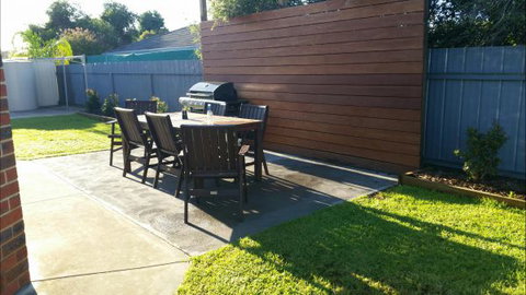 Numurkah Self Contained Apartments - Accommodation QLD 7