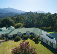 Oscar's on the Yarra - Accommodation QLD